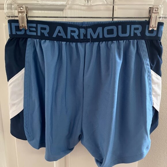 Under Armour Athletic Shorts - Picture 2 of 3